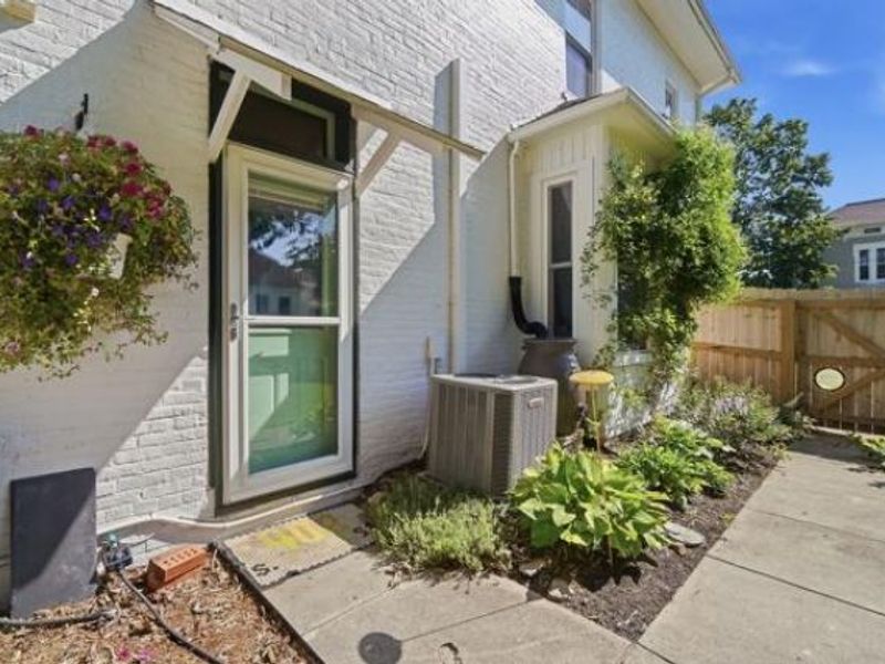 402 S High Street, Urbana, OH 43078 Photo 73