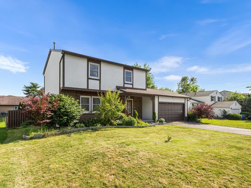 6431 Blackhaw Drive, Reynoldsburg, OH 43068 Photo 3