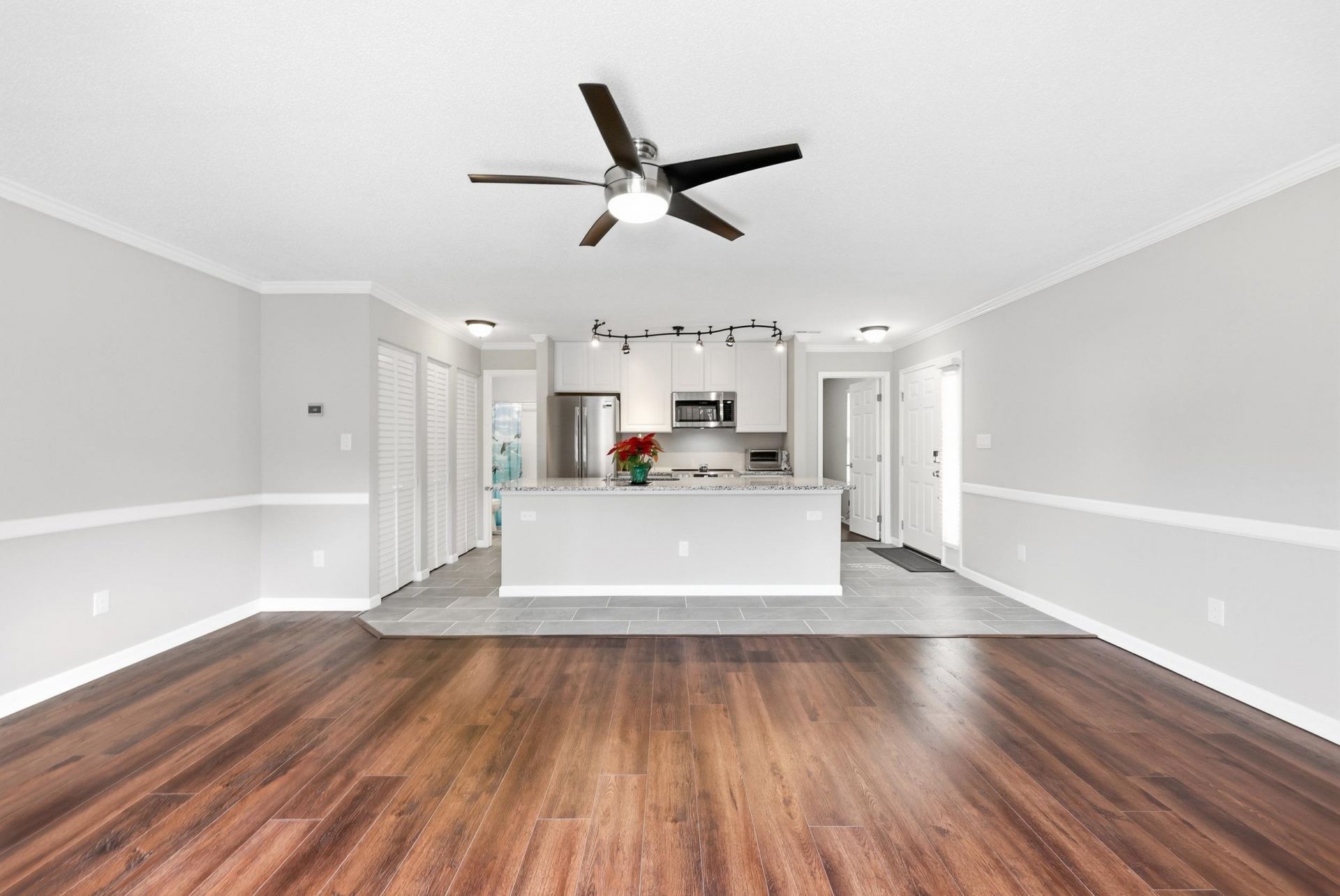 4338 Spa Dr. Photo 11