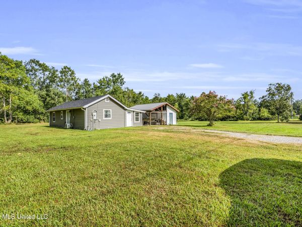 7256 Gustine Road, Kiln, MS 39556