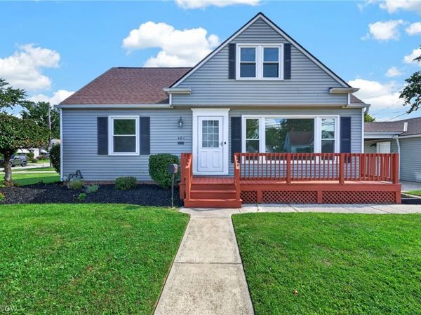 401 E 288th Street , Willowick, OH 44095
