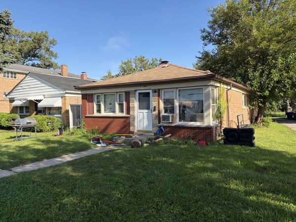 307 149th Place , Harvey, IL 60426