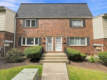 25 Stoneledge Court, Buffalo, NY 14221