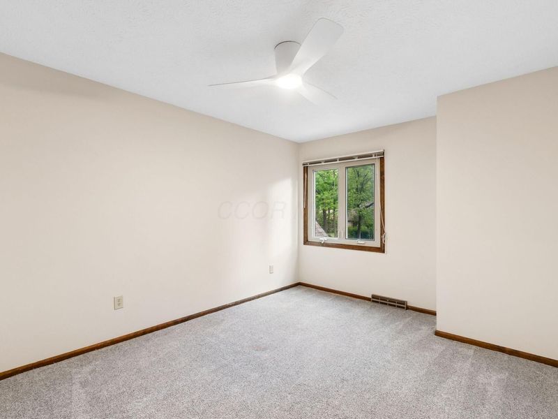 1146 Woodman Drive, Columbus, OH 43085 Photo 24