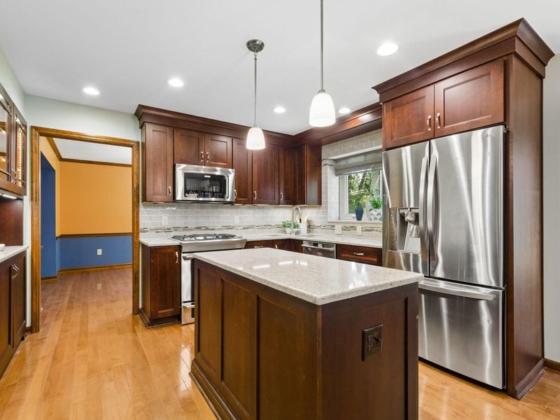1146 Woodman Drive, Columbus, OH 43085 Photo 8