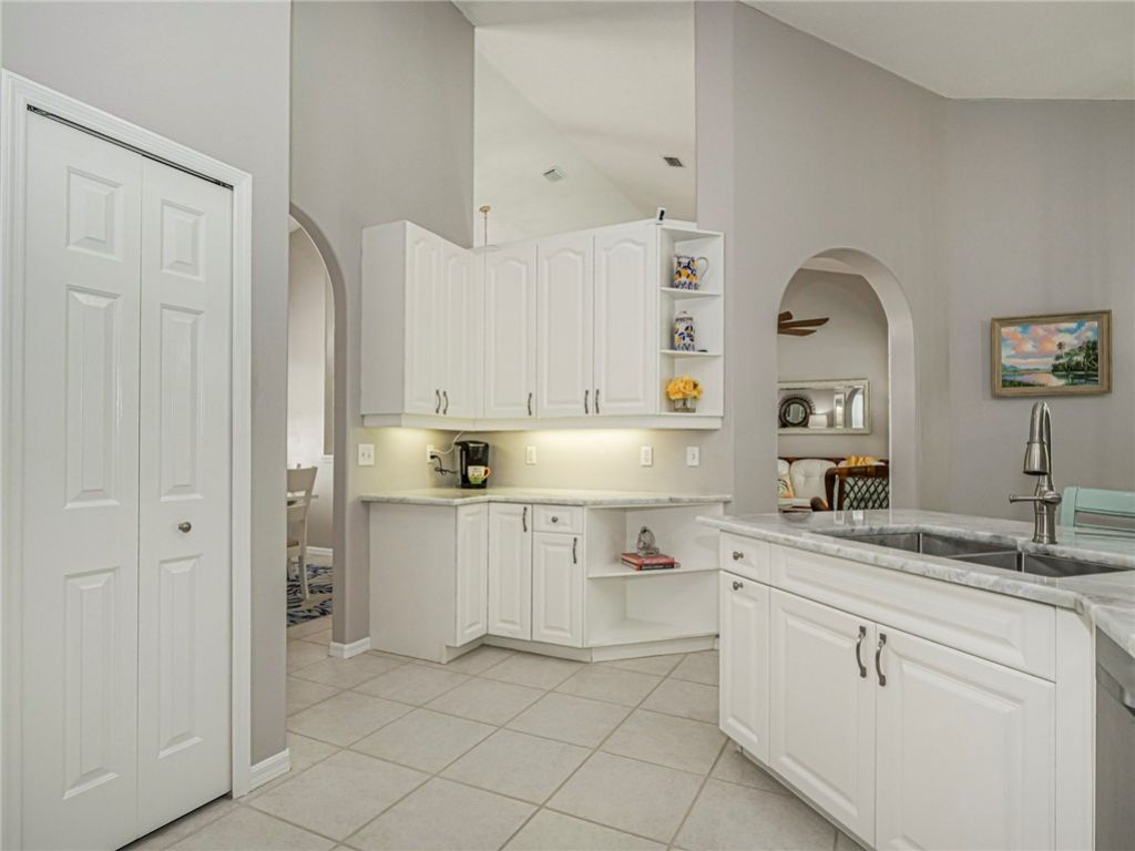 6545 35th Lane, Vero Beach, FL 32966 Photo
