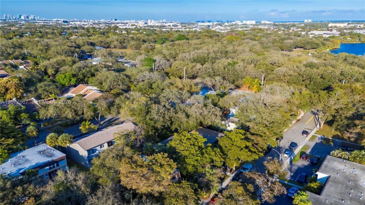 3321 Simms St, Unit 13B, Hollywood, FL 33021 Photo