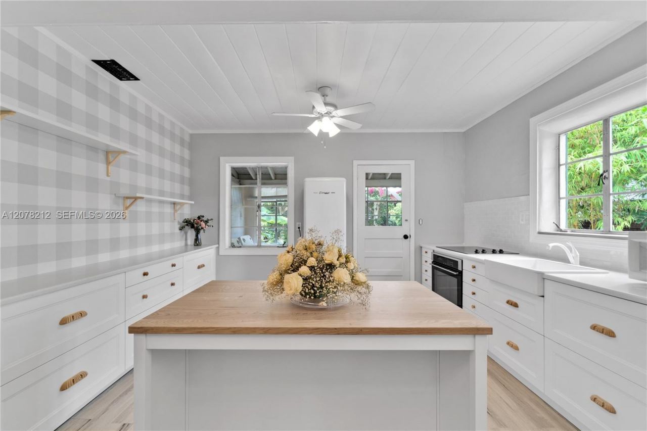 50 NW 26th Ave, Unit 2/1, Miami, FL 33125 Photo