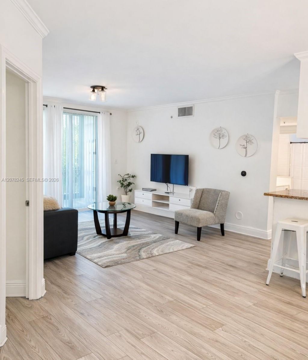 17125 N Bay Rd , Unit 3105, Sunny Isles Beach, FL 33160 Photo