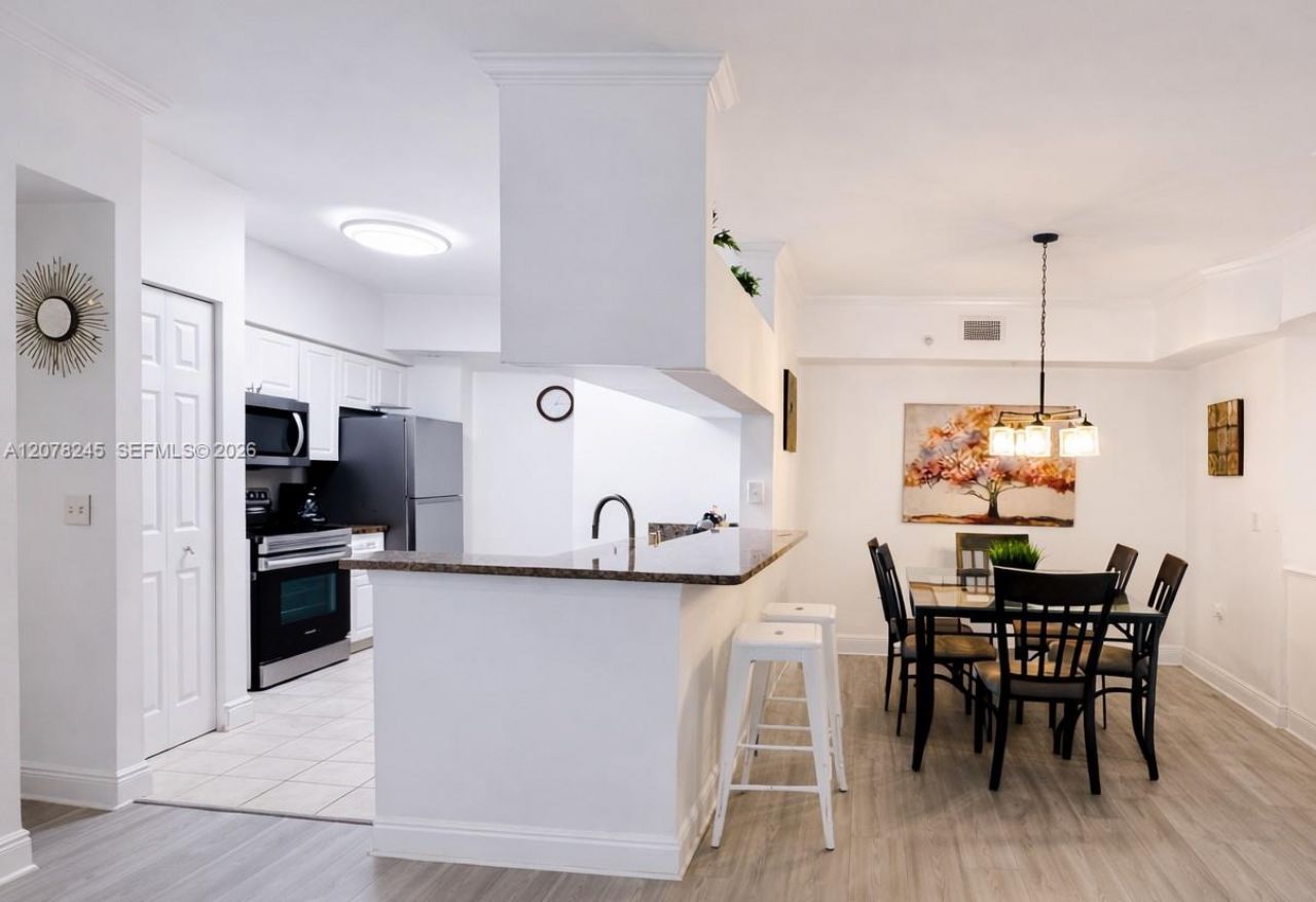 17125 N Bay Rd , Unit 3105, Sunny Isles Beach, FL 33160 Photo