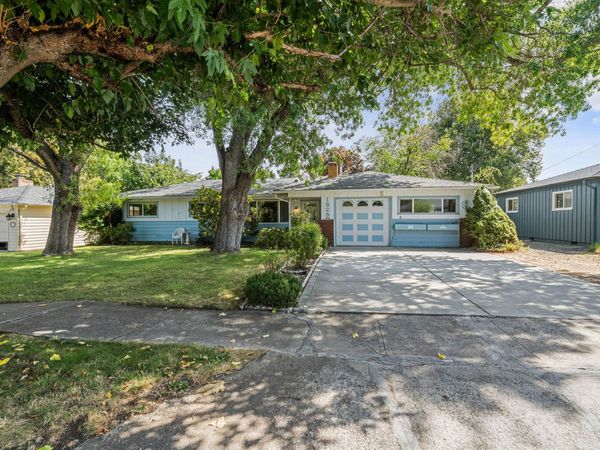 1525 Whitman Avenue, Medford, OR 97501