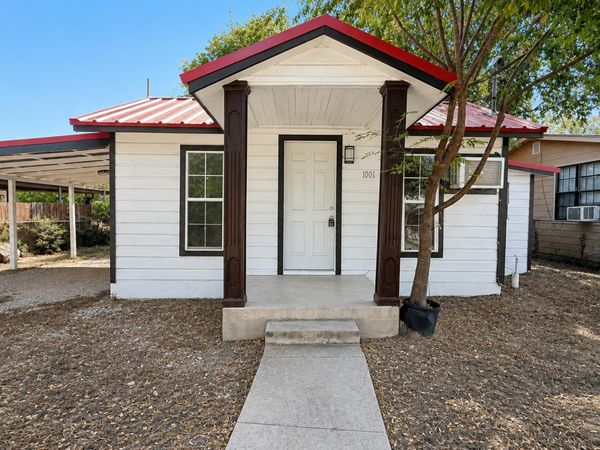 1001 Tony Lee, Seguin, TX 78155