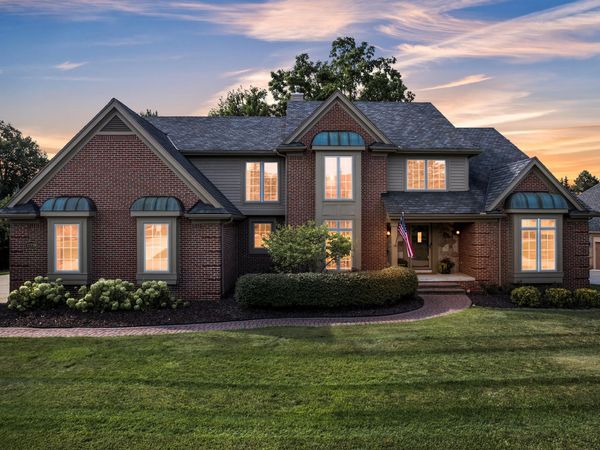 17770 Rolling Woods Circle, Northville, MI 48168