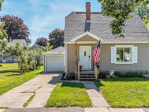 614 KAUKAUNA STREET, Kaukauna, WI 54130