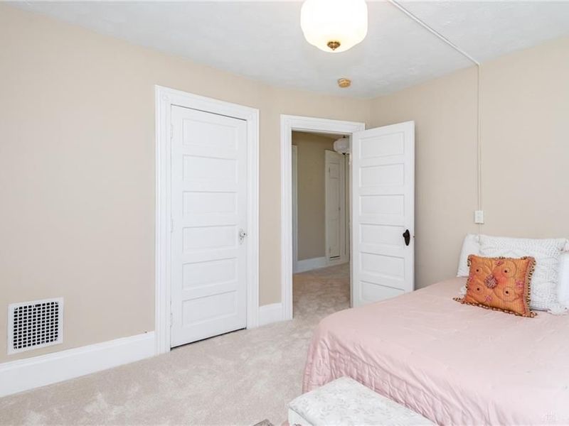 305 Oakwood Avenue, Oakwood, OH 45409 Photo 33