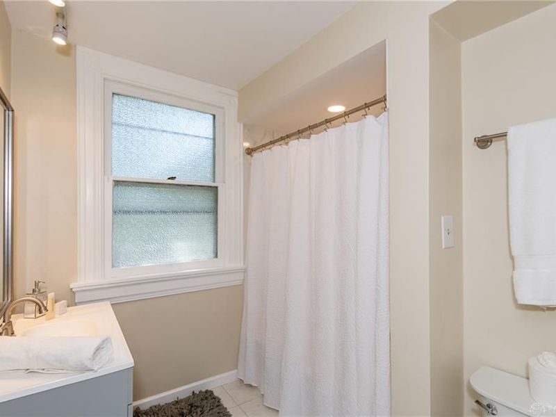 305 Oakwood Avenue, Oakwood, OH 45409 Photo 52