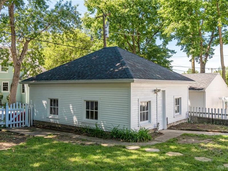 305 Oakwood Avenue, Oakwood, OH 45409 Photo 54