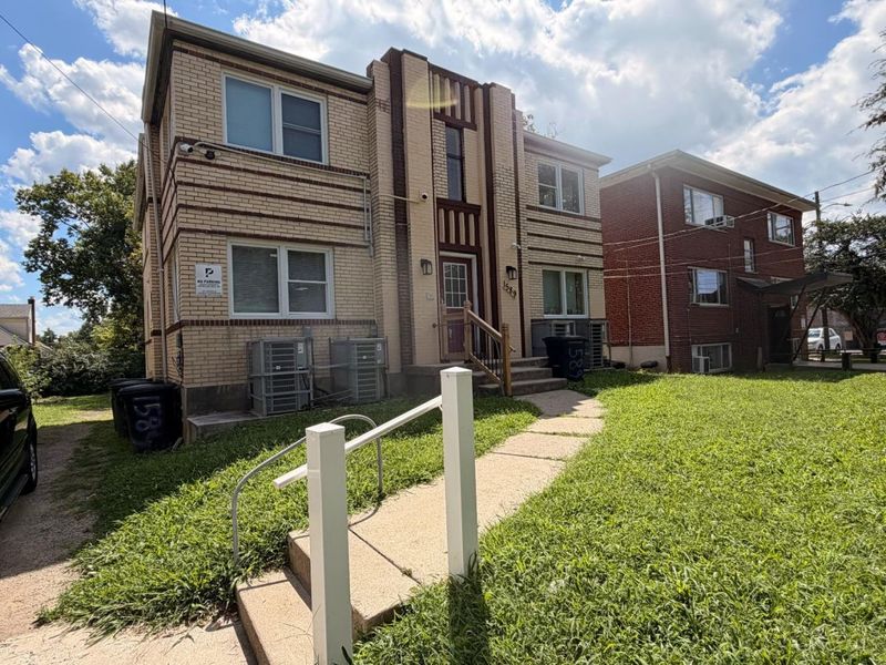 1589 Summit Rd, Cincinnati, OH 45237 Photo 3