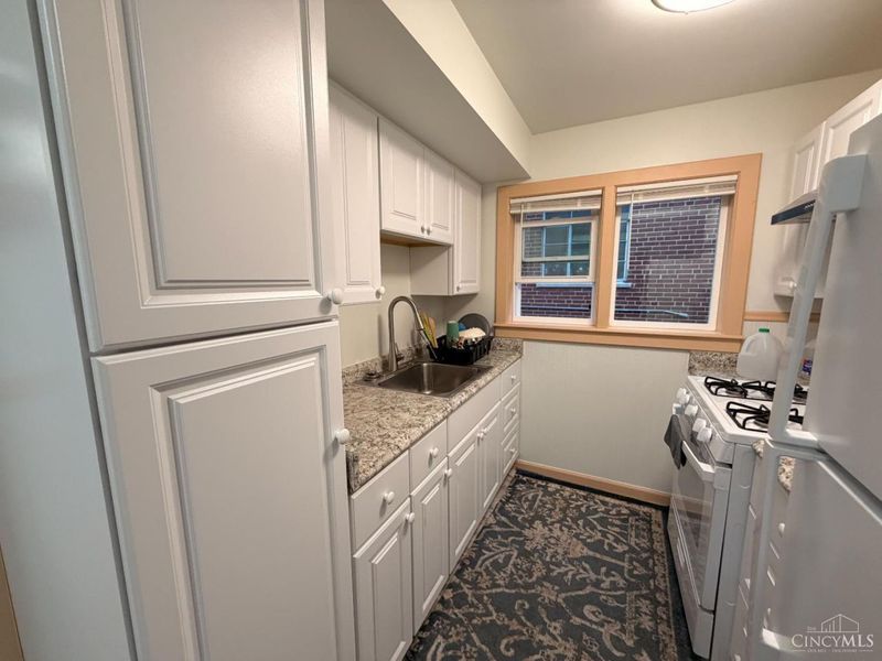 1589 Summit Rd, Cincinnati, OH 45237 Photo 9