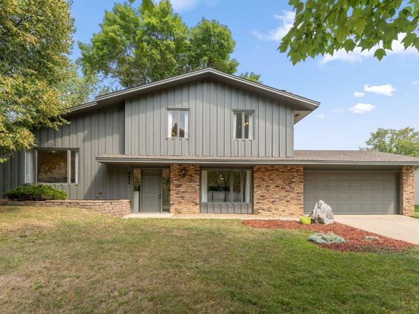 6359 131st Street Court, Apple Valley, MN 55124