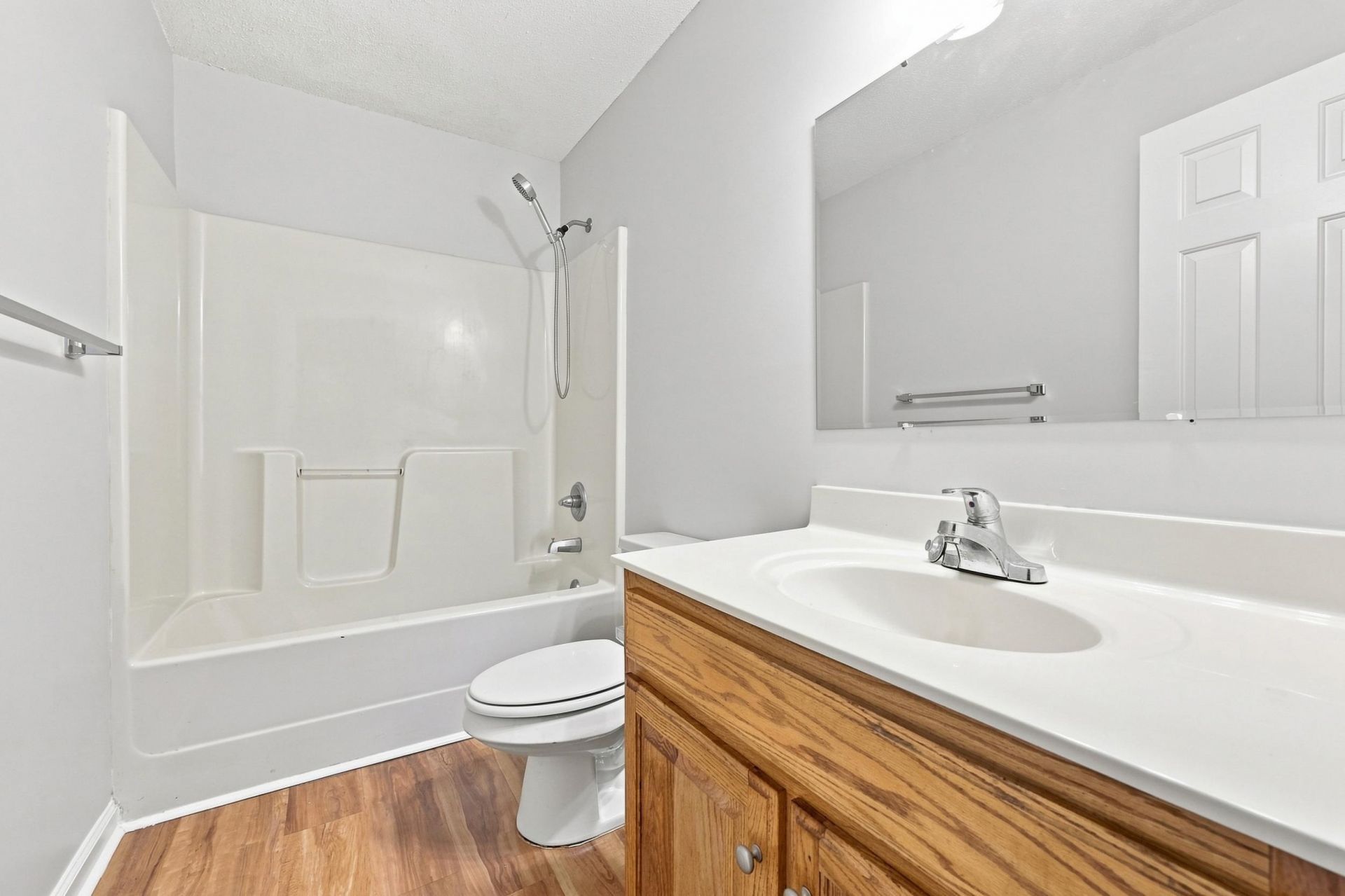 2748 Woodcreek Ln. Photo 18