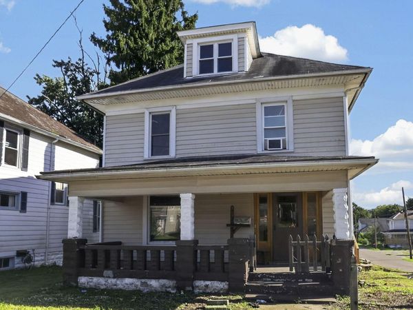 573 E Main Street , Newark, OH 43055