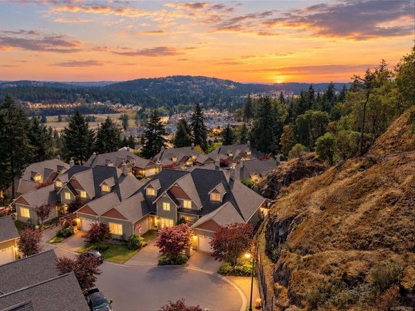945 Bear Mountain Pkwy , Unit #102, Langford, BC V9B 6T1