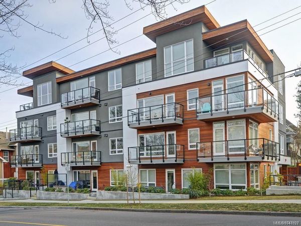 300 Michigan St , Unit #403, Victoria, BC V8V 1R5