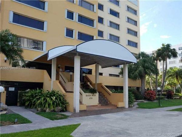 Unit 8D, Key Biscayne, FL 33149