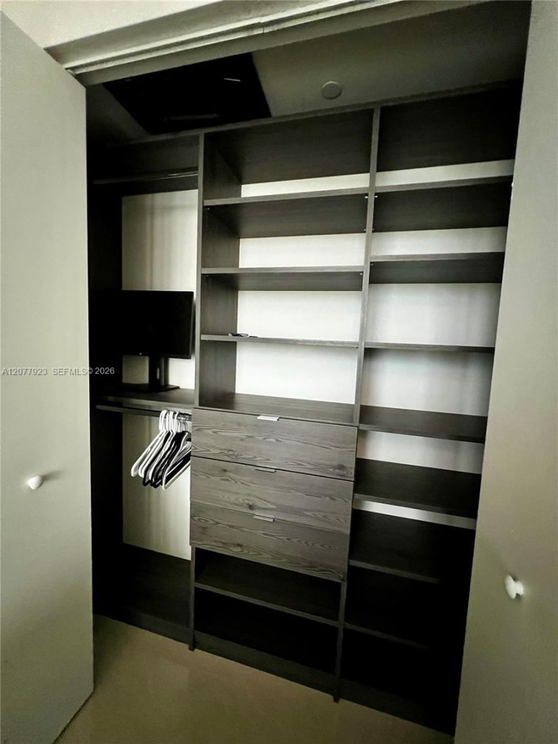 501 NE 31st St , Unit 1910, Miami, FL 33137 Photo