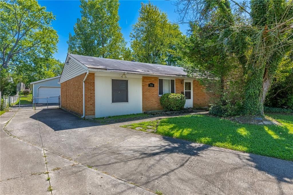 7114 Encanto Place, Dayton, OH 45424 Main Photo
