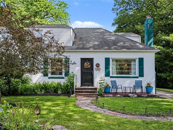 748 Eaton Road , Rochester, NY 14617