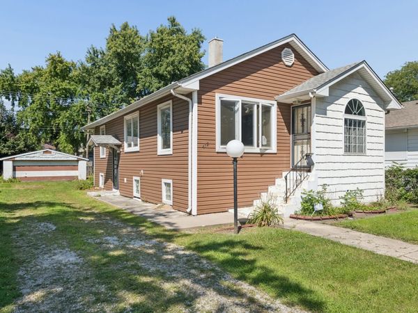 412 S 9th Avenue , Maywood, IL 60153