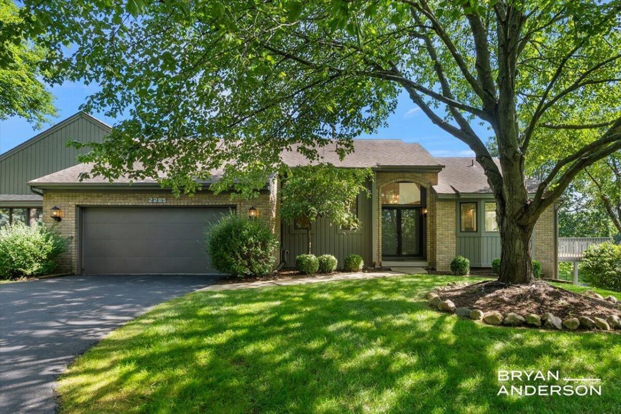 2285 Mourning Dove Court Se, Grand Rapids, MI 49546 Main Photo