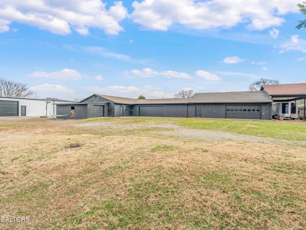 844 Collie Cove Court, Friendsville, TN 37737