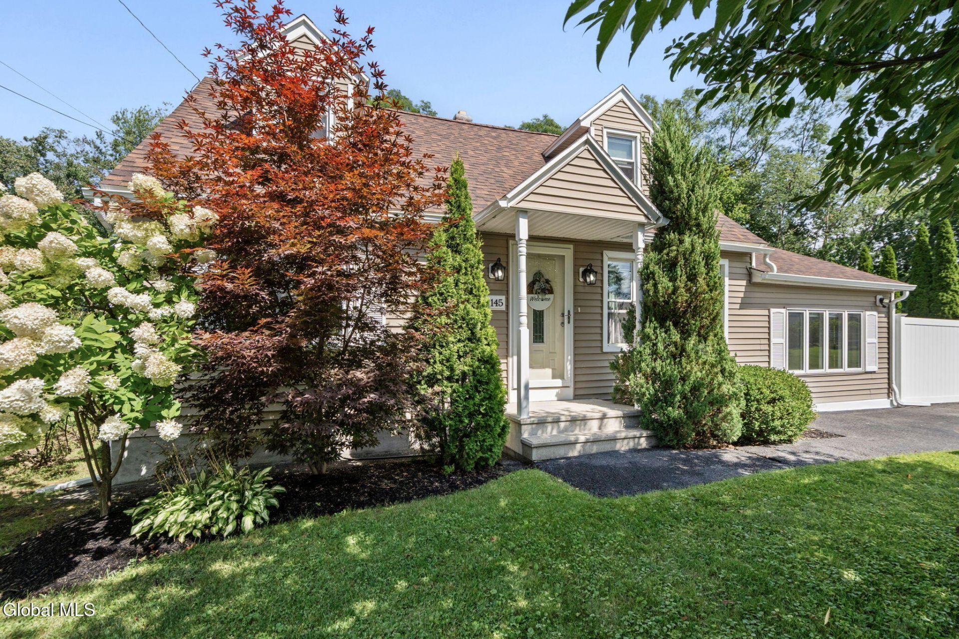 1145 Barber Drive, Schenectady, NY 12303 Main Photo