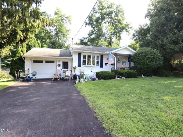 535 Salina Street, Schenectady, NY 12308