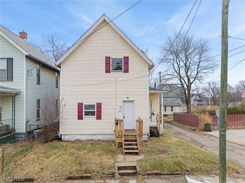 1024 Rex Avenue NE, Canton, OH 44704 Photo 1