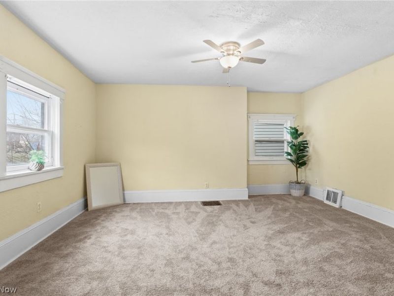 1024 Rex Avenue NE, Canton, OH 44704 Photo 7