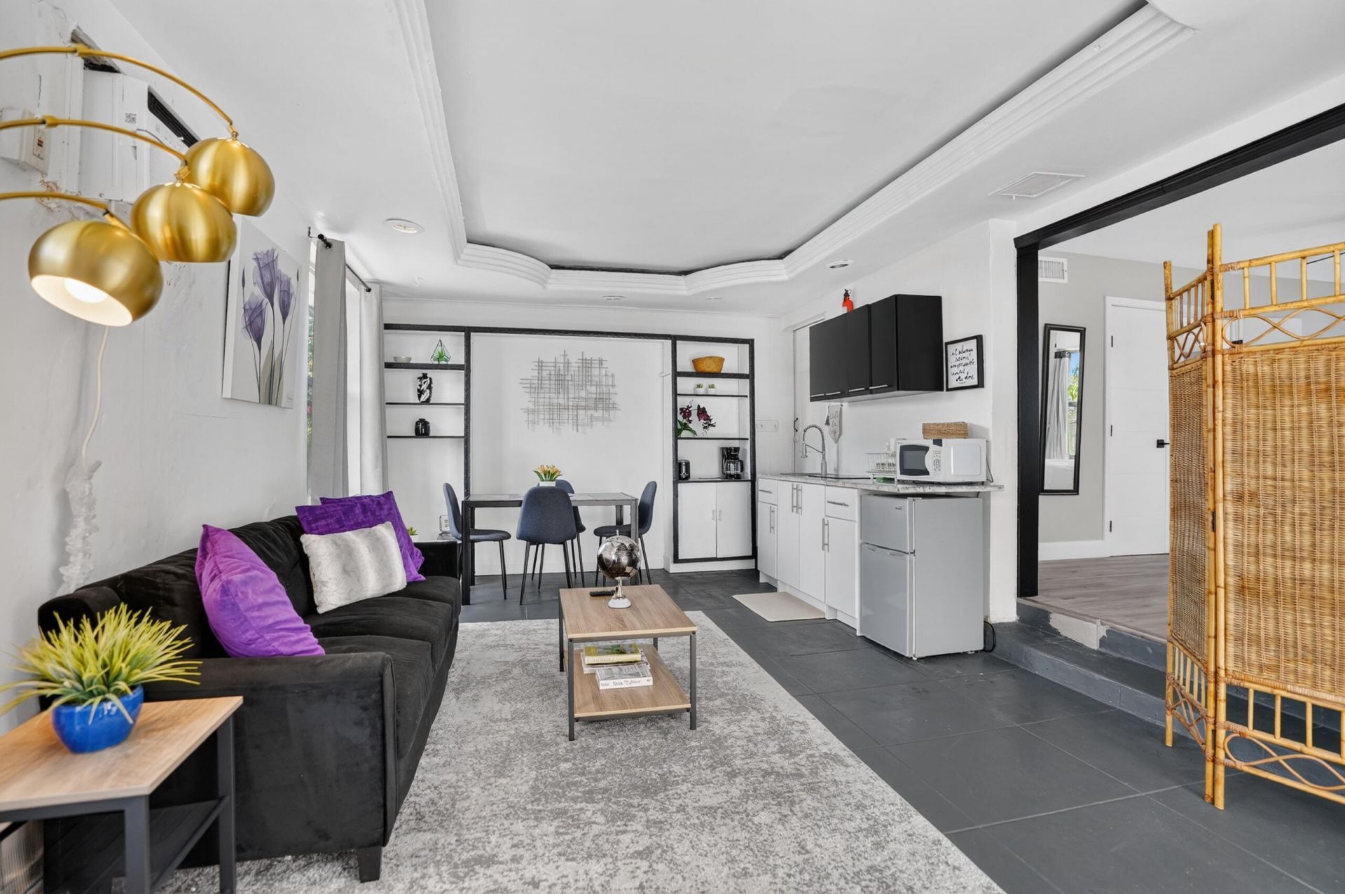 27 NW 14th Avenue, Unit C, Delray Beach, FL 33444 Photo