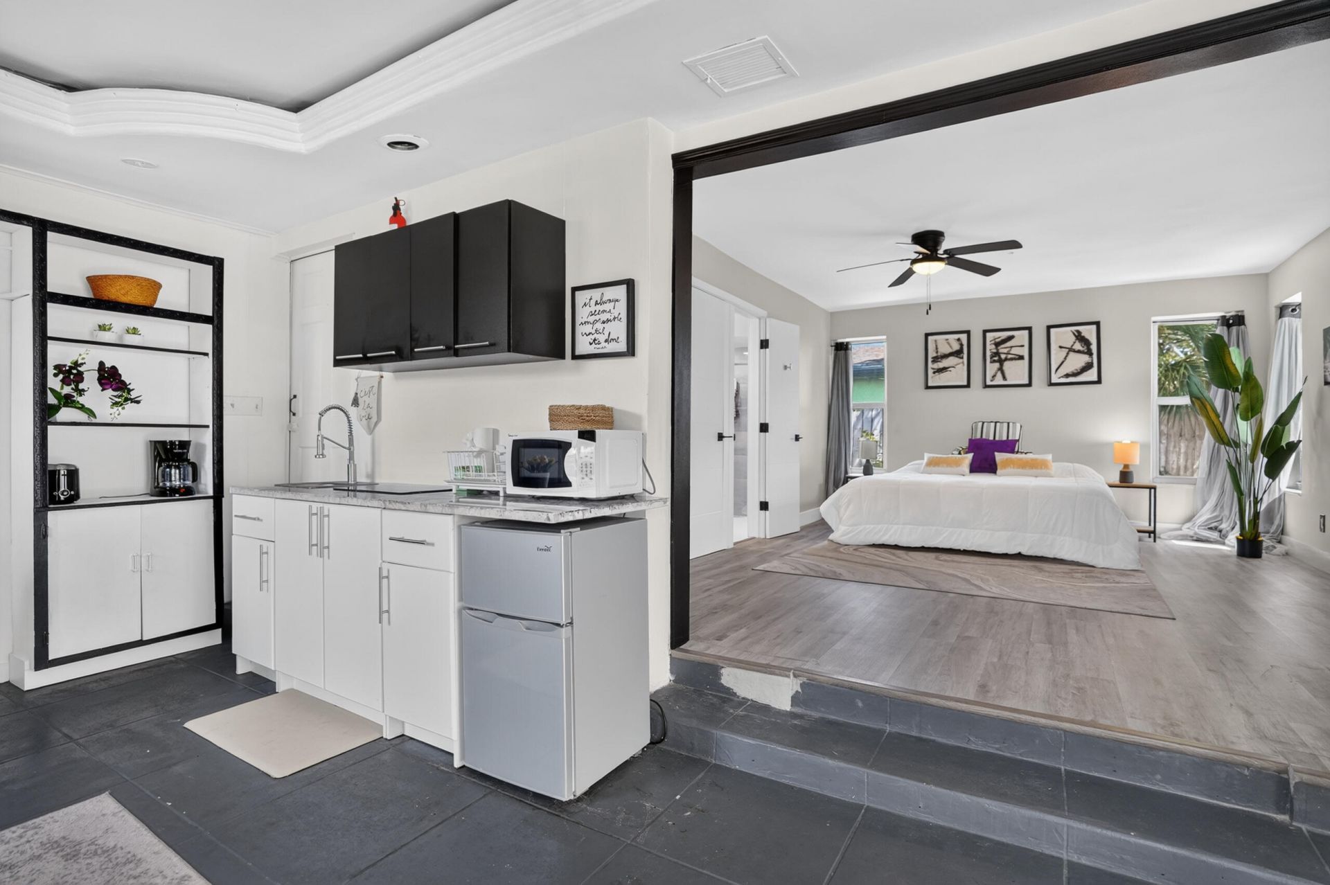27 NW 14th Avenue, Unit C, Delray Beach, FL 33444 Photo