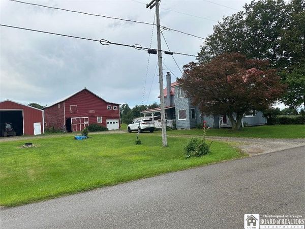 10571 W Side Hill Road , Ripley, NY 14775