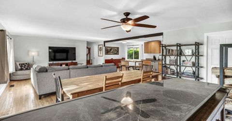 2655 Parkway Drive, Reno, NV 89502 Photo