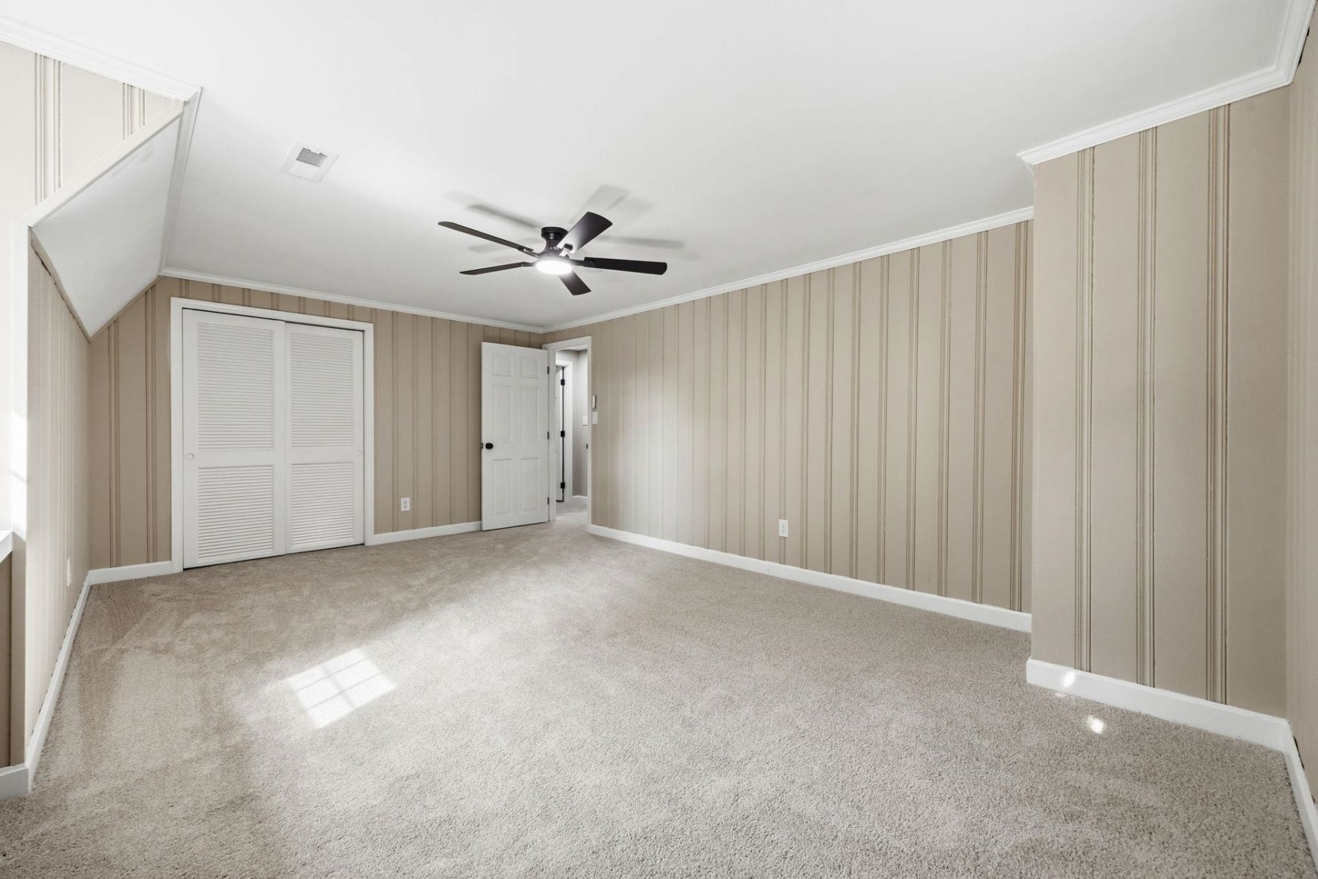 7603 Kingswood Dr. Photo 37