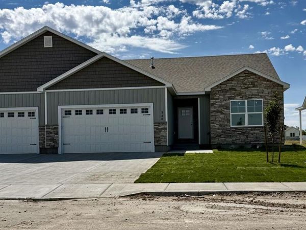 340 Copper Bell Dr, SHELLEY, ID 83274