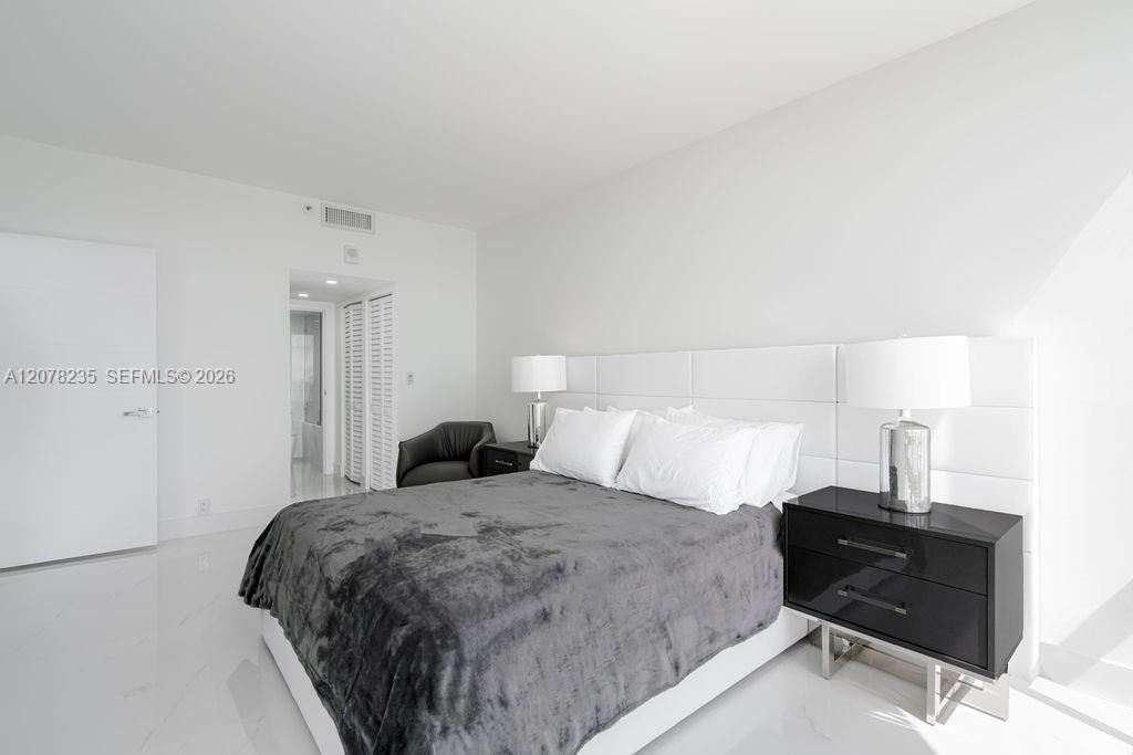 7601 E Treasure Dr, Unit PH206, North Bay Village, FL 33141 Photo