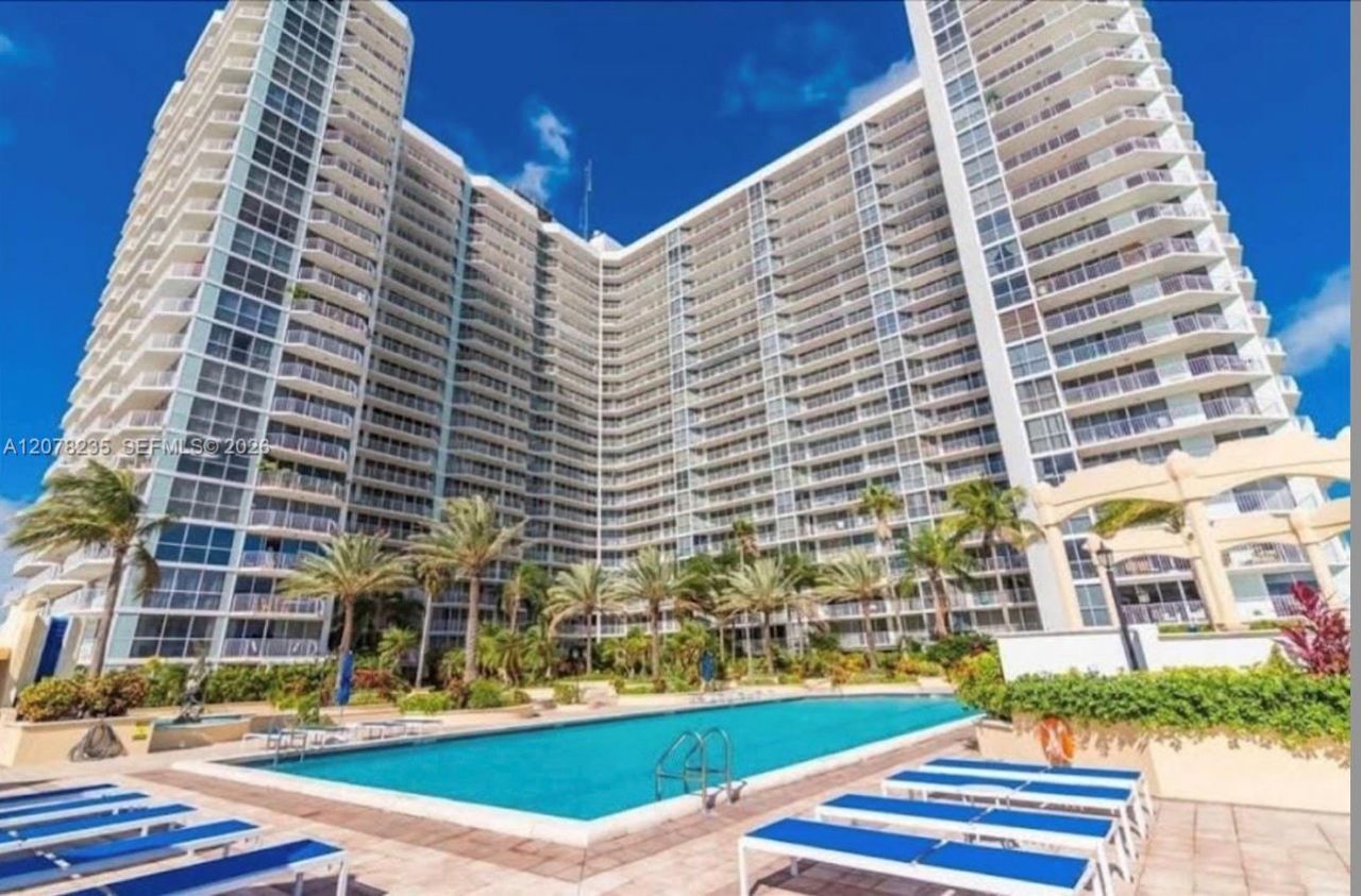 7601 E Treasure Dr, Unit PH206, North Bay Village, FL 33141 Photo