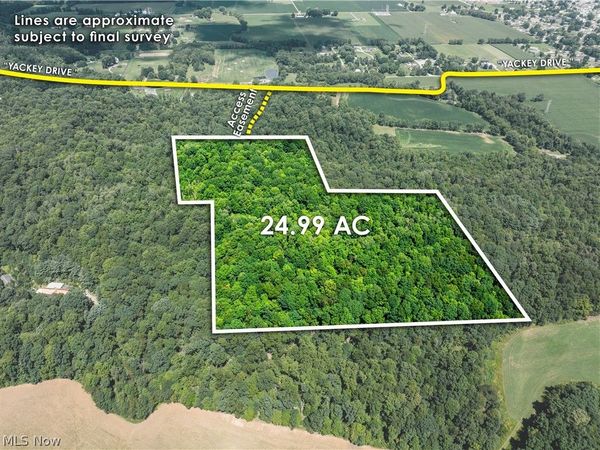 4754 Yackey Drive NW, Strasburg, OH 44680