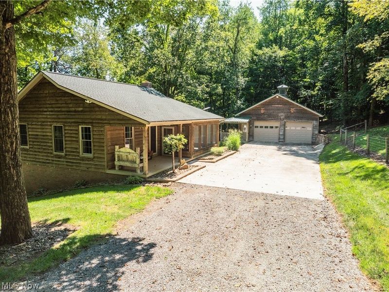 4754 Yackey Drive NW, Strasburg, OH 44680 Photo 2