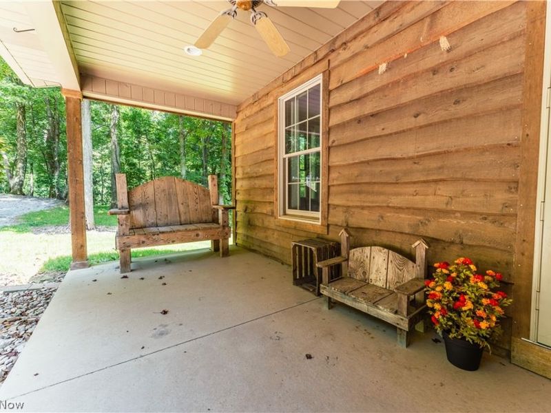 4754 Yackey Drive NW, Strasburg, OH 44680 Photo 4
